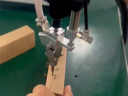 博贝手持螺丝机，自动...