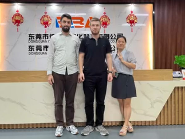 欢迎土耳其客户来公司...