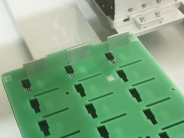 博贝自动螺丝机，锁散...